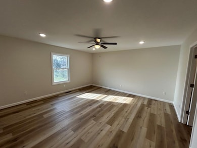 255 Jay St, Big Sandy, TN 38221 - photo 7