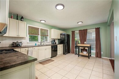 921 NW 13th St, Blue Springs, MO 64015 - photo 6