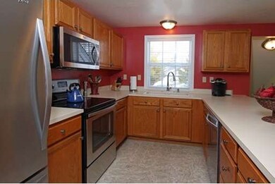 163 Berrington Rd, Leominster, MA 01453 - photo 2