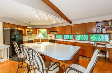 Kitchen With Large Island