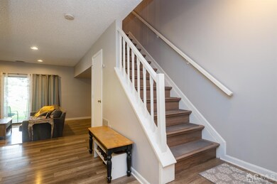 49 Pear Tree Ln unit 71, Franklin Park, NJ 08823 - photo 2
