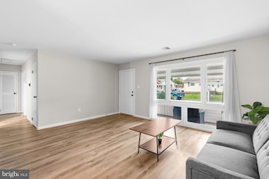 1511 W 8th St, Frederick, MD 21702 - photo 6