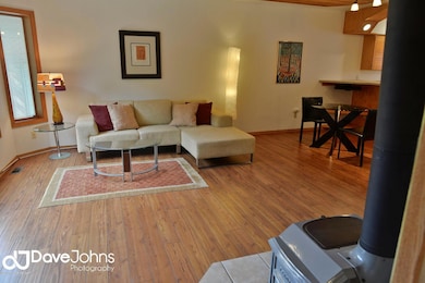 Living/Dining Area
