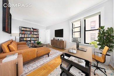 305 E 88th St unit 5G, New York, NY 10128 - photo 2