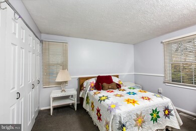 8974 Westchester Dr, Manassas, VA 20112 - photo 6