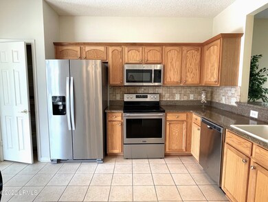 16 Plum Ct -- Kitchen 2