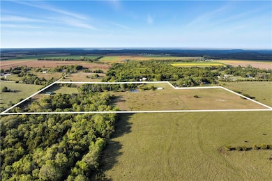 1369 N 550 Rd, Baldwin City, KS 66006 - photo 3