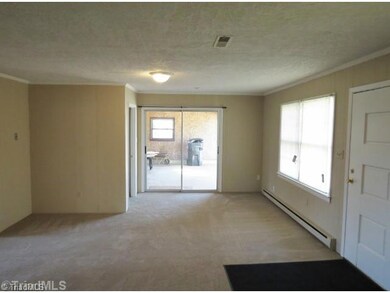 396 River Hill Rd, Statesville, NC 28625 - photo 2