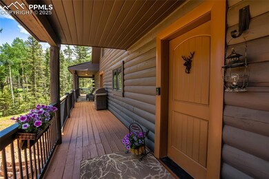 Welcome to that perfect Colorado cabin you've been waiting for!