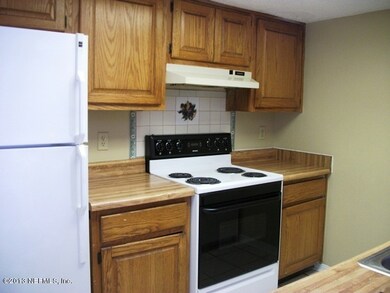 7615 Melissa Ct N, Jacksonville, FL 32210 - photo 5