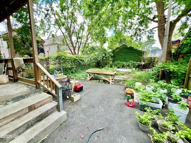 807 Craig St, Schenectady, NY 12307 - photo 3