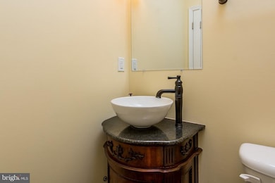 111 Brenda Joyce Ln, Severna Park, MD 21146 - photo 5