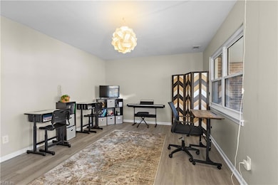 3207 Lakecrest Rd, Virginia Beach, VA 23452 - photo 6