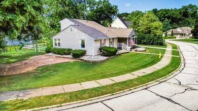 2219 Mount Curve Ave, Saint Joseph, MI 49085 - photo 7