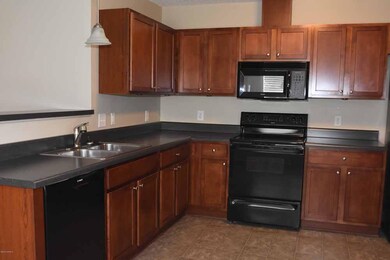 2552 B Saddleback Dr, Winterville, NC 28590 - photo 4