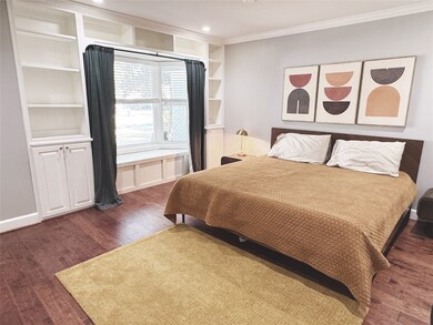 10734 Glenfield Ct, Houston, TX 77096 - photo 5