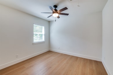 418 Goodyear St, Irving, TX 75062 - photo 3