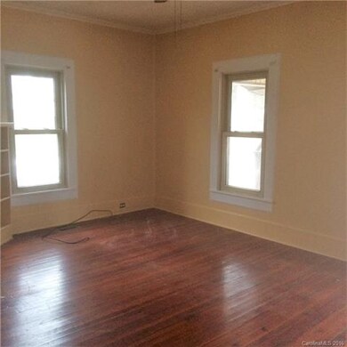 516 Fayetteville Ave, Statesville, NC 28677 - photo 4