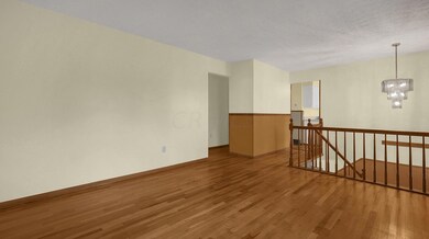 8-web-or-mls-3844-beechton-rd