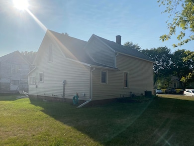 NW side