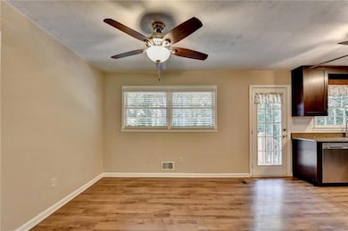 2414 Robin Hood Place NE, Marietta, GA 30068 - photo 6