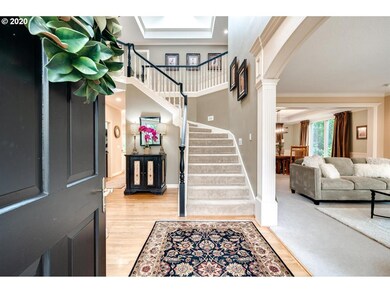 2070 Tanner Creek Ln, West Linn, OR 97068 - photo 2