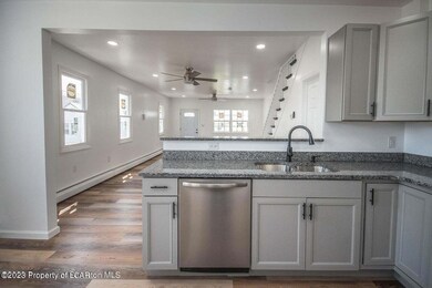 4 Thomas St, Nanticoke, PA 18634 - photo 7