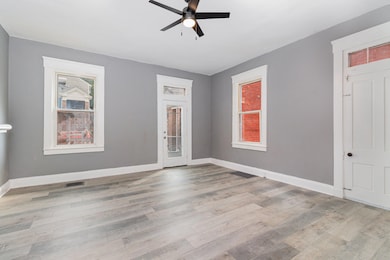 2009 Russell St, Covington, KY 41014 - photo 5