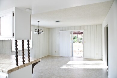 Dining room/kitchen
