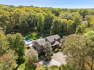 40 Hermit Ln, Westport, CT 06880 - photo 2