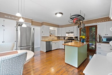 44 Mammoth Rd, Windham, NH 03087 - photo 4