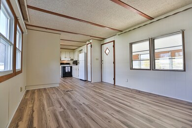 21 Rebecca Ave, Hudson, MA 01749 - photo 6