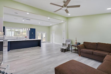 07-901 Post Rd