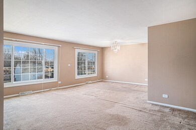 2451 Hickory Dr, Dyer, IN 46311 - photo 4