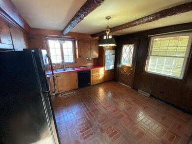 27 Iadarola Ave, Milford, MA 01757 - photo 2