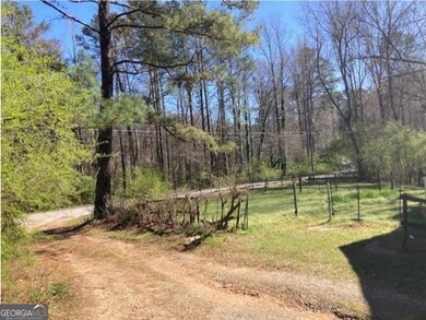 4523 Riverside Dr SW, Lilburn, GA 30047 - photo 2