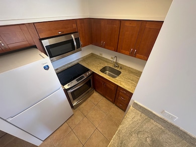 2158 Main St unit 305, Wailuku, HI 96793 - photo 5