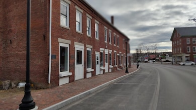 37 & 39 E Main St, Searsport, ME 04974 - photo 4