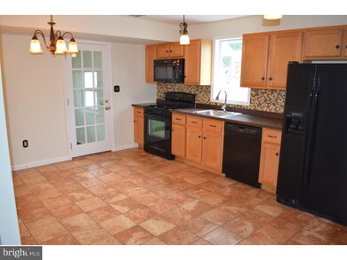 3432 Nathan Ave, Brookhaven, PA 19015 - photo 7