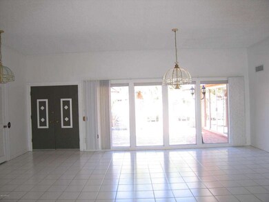 9517 W. Rolling Hills