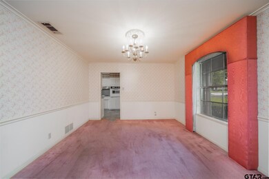 1426 1426 Everglades Dr, Tyler, TX 75703 - photo 4