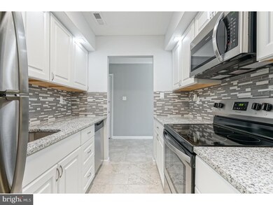 10 E Daisy Ln unit A, Mount Laurel, NJ 08054 - photo 5