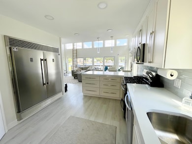 727 Treasure Island Dr, Mattawan, MI 49071 - photo 4