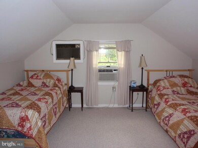 6601 Fisher Ave, Falls Church, VA 22046 - photo 3