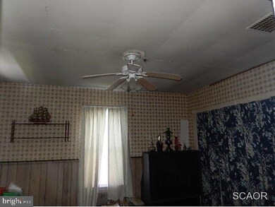 215 Commerce St unit 999, Harrington, DE 19952 - photo 5