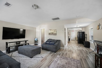 306 E 38th St, Houston, TX 77018 - photo 5