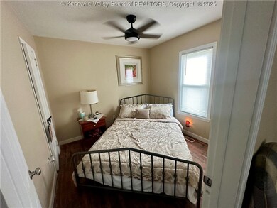 709 Dunbar Ave, Dunbar, WV 25064 - photo 7