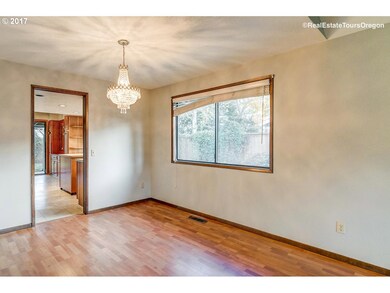 201 Pinehurst Dr, Newberg, OR 97132 - photo 5