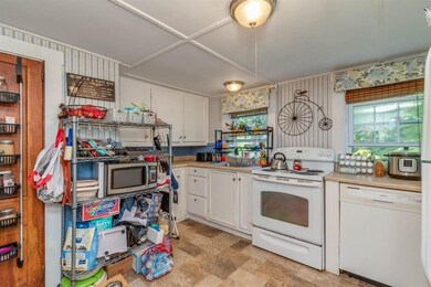 23-25 Maple St, Concord, NH 03301 - photo 5