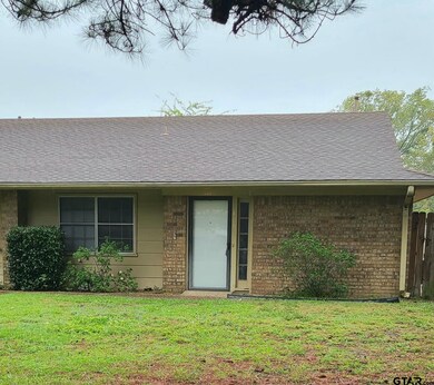 406 Boyd Ln, Tyler, TX 75703 - photo 2